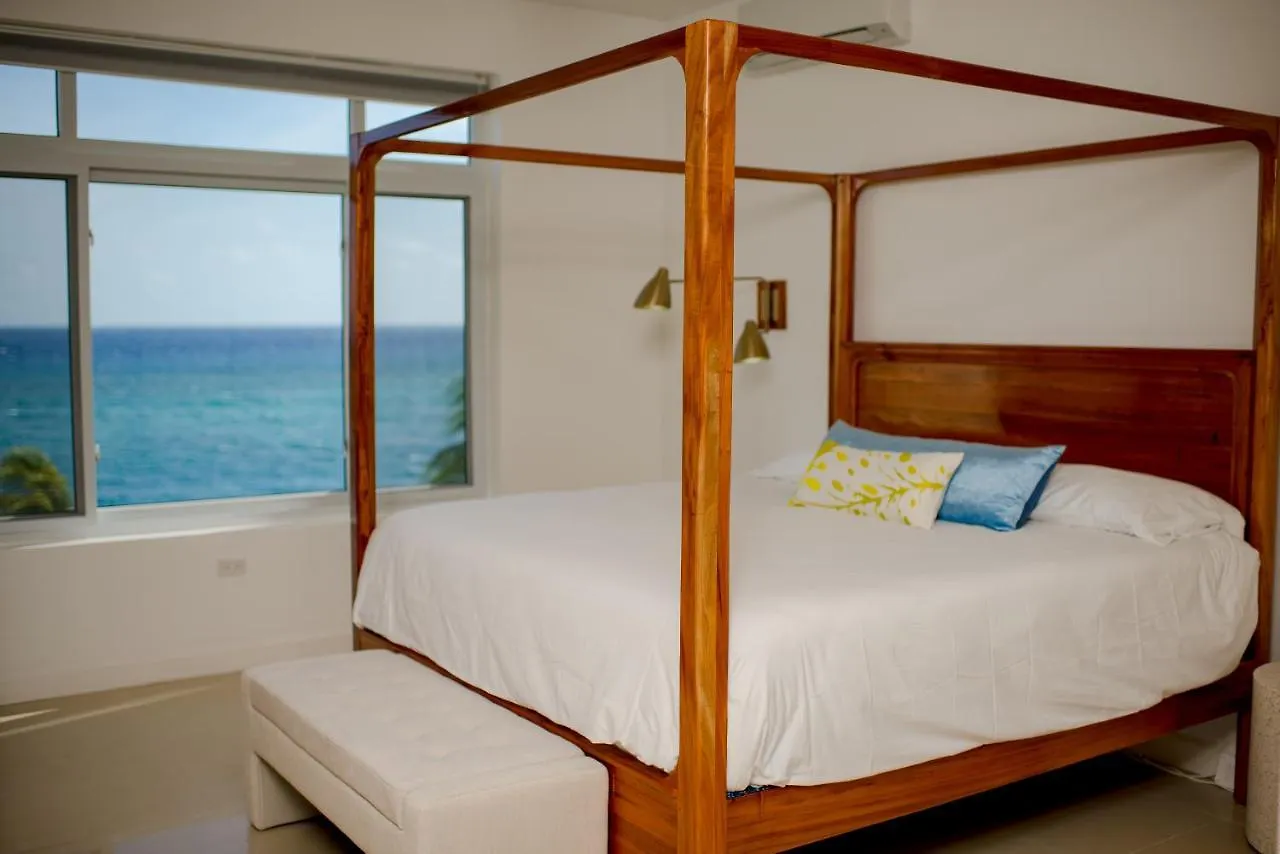 Apartamento Whispering Seas Oceanfront Suite Ocho Rios