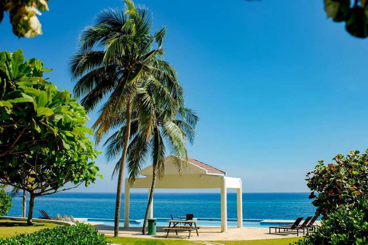 Whispering Seas Oceanfront Suite Ocho Ríos 0*,  Jamaica